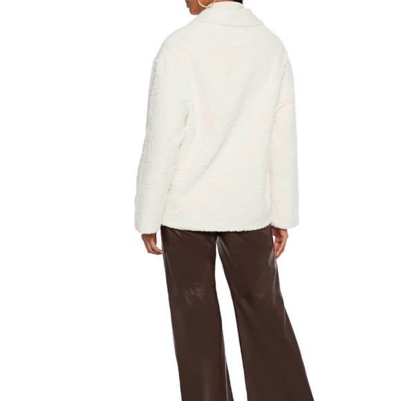 Shearling in Ivory Medium - Picture 5 of 15